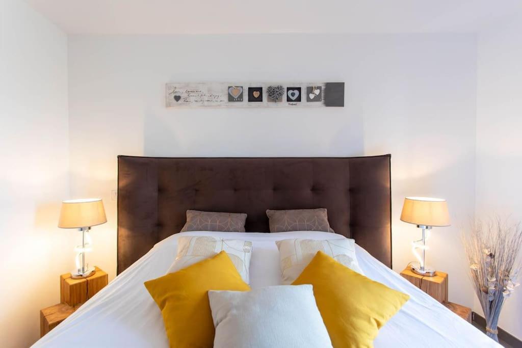 Ferienwohnung A7- 2 Bdr Sea & Mountain View - Ac, Parking, Pool & Terrace Antibes Exterior foto
