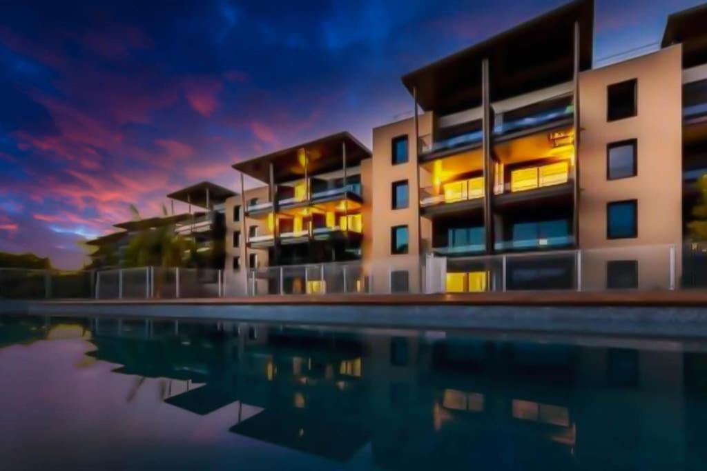 Ferienwohnung A7- 2 Bdr Sea & Mountain View - Ac, Parking, Pool & Terrace Antibes Exterior foto
