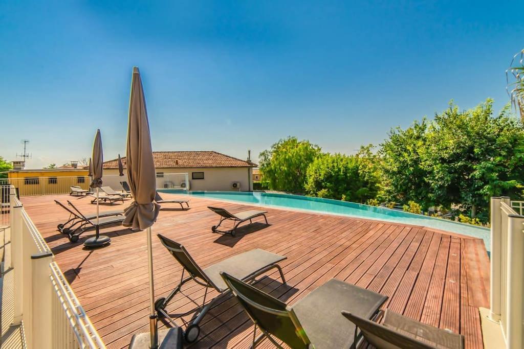 Ferienwohnung A7- 2 Bdr Sea & Mountain View - Ac, Parking, Pool & Terrace Antibes Exterior foto