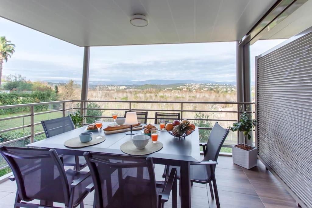 Ferienwohnung A7- 2 Bdr Sea & Mountain View - Ac, Parking, Pool & Terrace Antibes Exterior foto